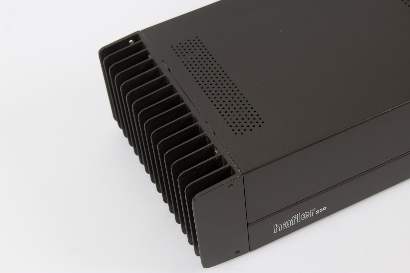 Hafler Model DH-220 Stereo Power Amplifier