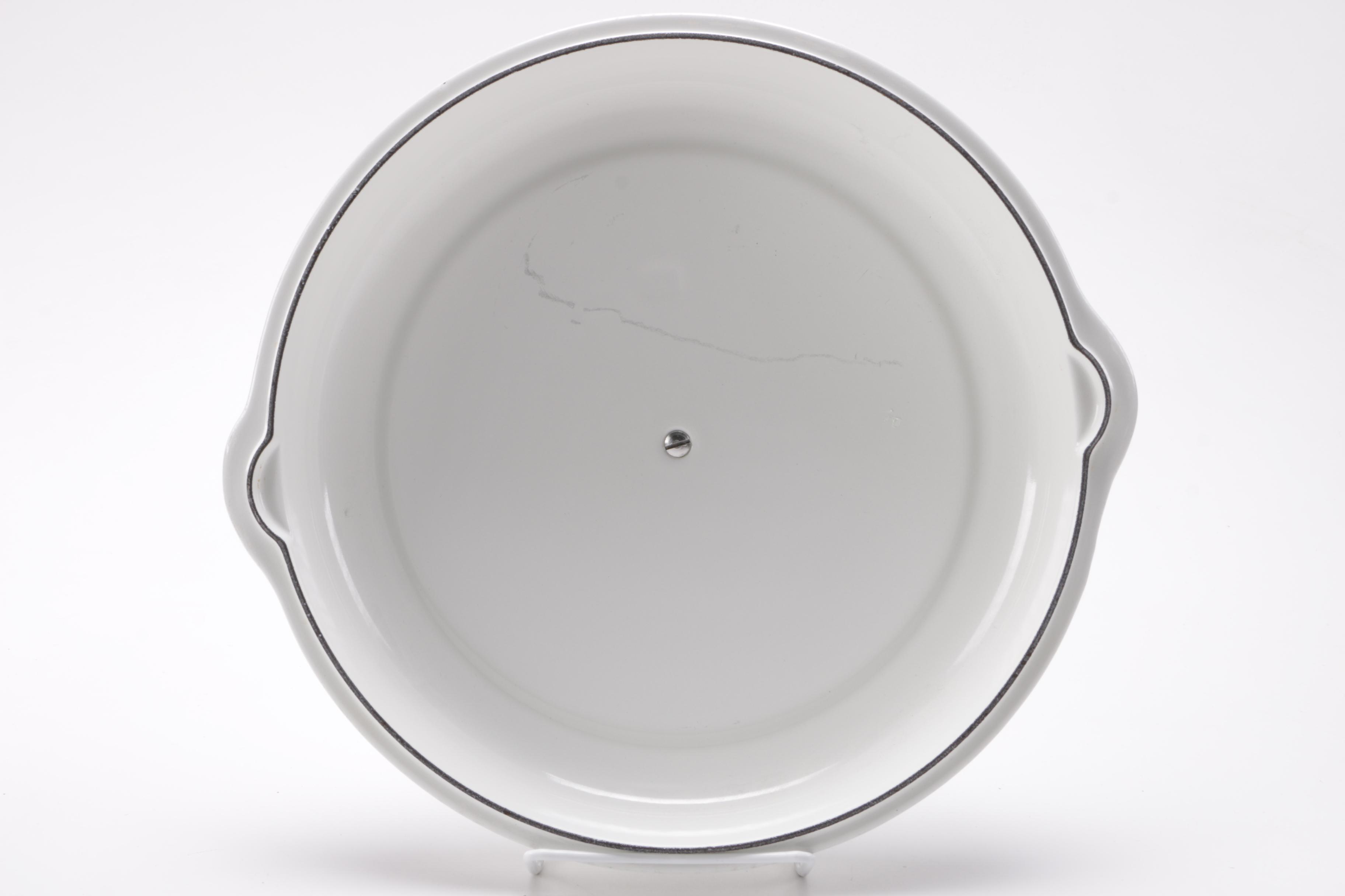 Le Creuset Cast Iron Enamel Skillet with Lid