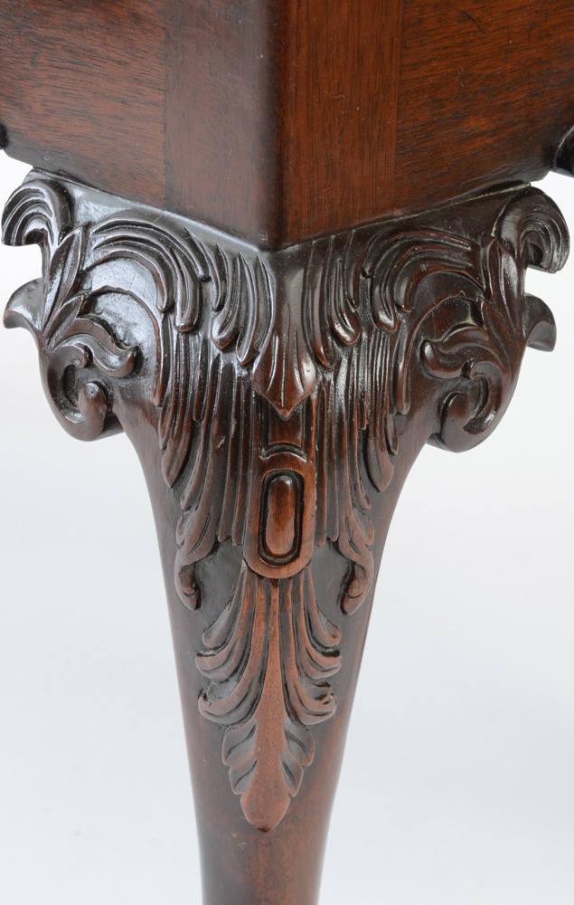 Indoor Bench with Claw Feet