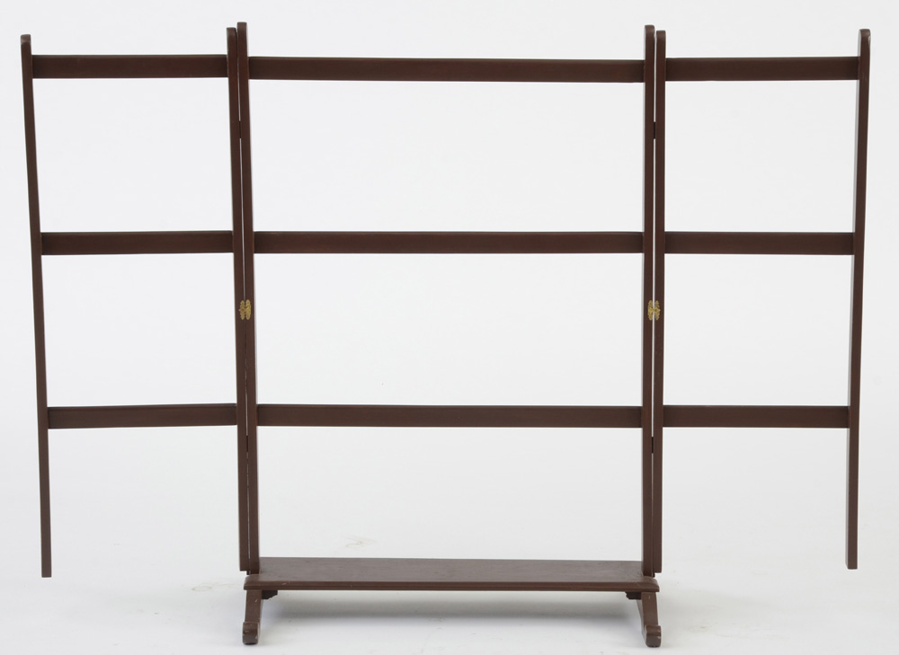 Freestanding Expandable Rack