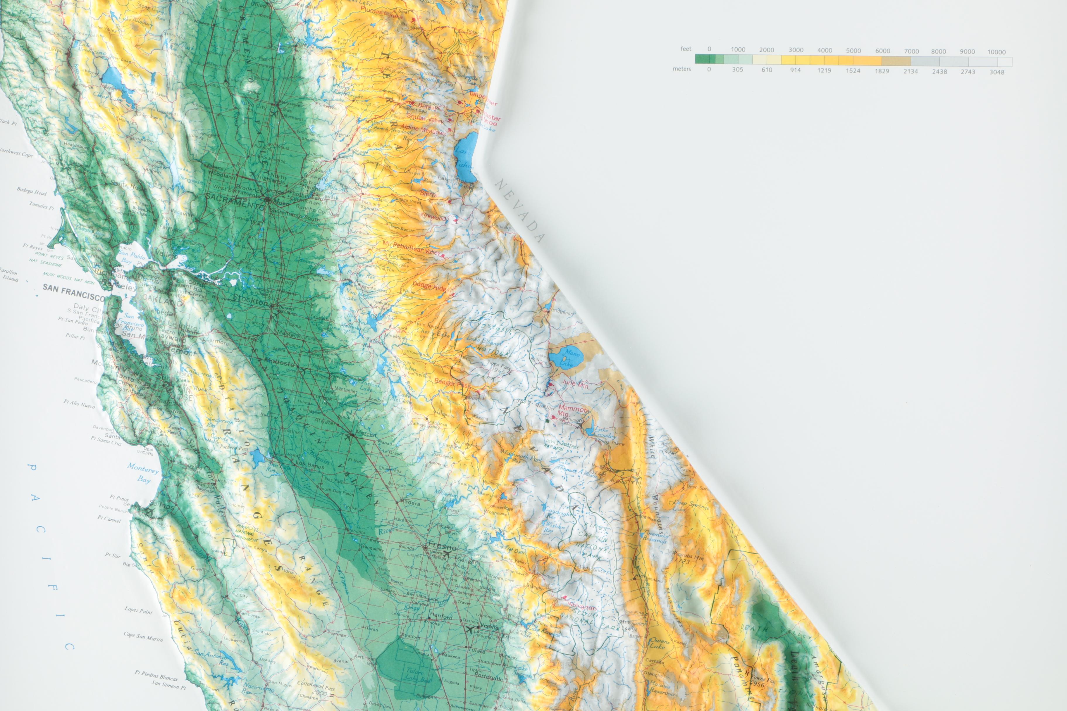 Hubbard Scientific 1993 Plastic Raised Relief Map of California