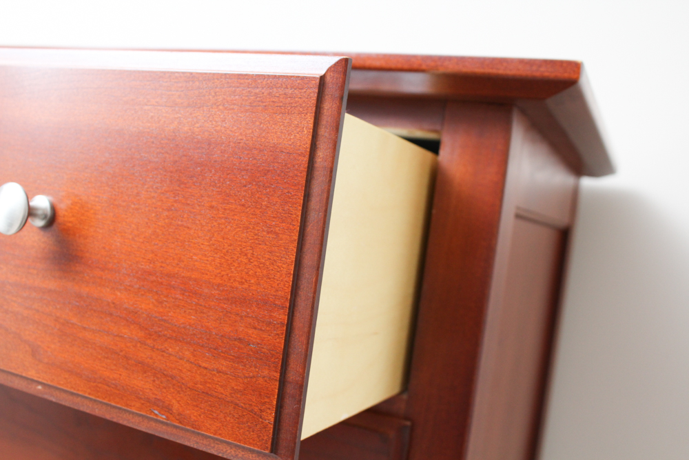 Thomasville  "Impressions" Shaker Style Cherry Wood Dresser