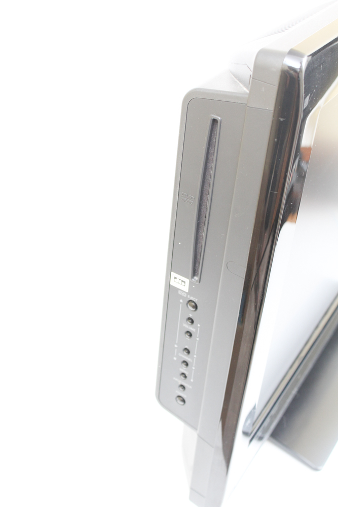 Hitachi LCD Television/DVD Player