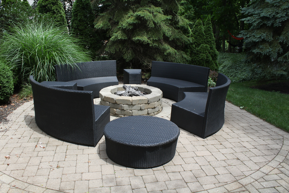 Contemporary Aluminum Wicker Style Patio Suite