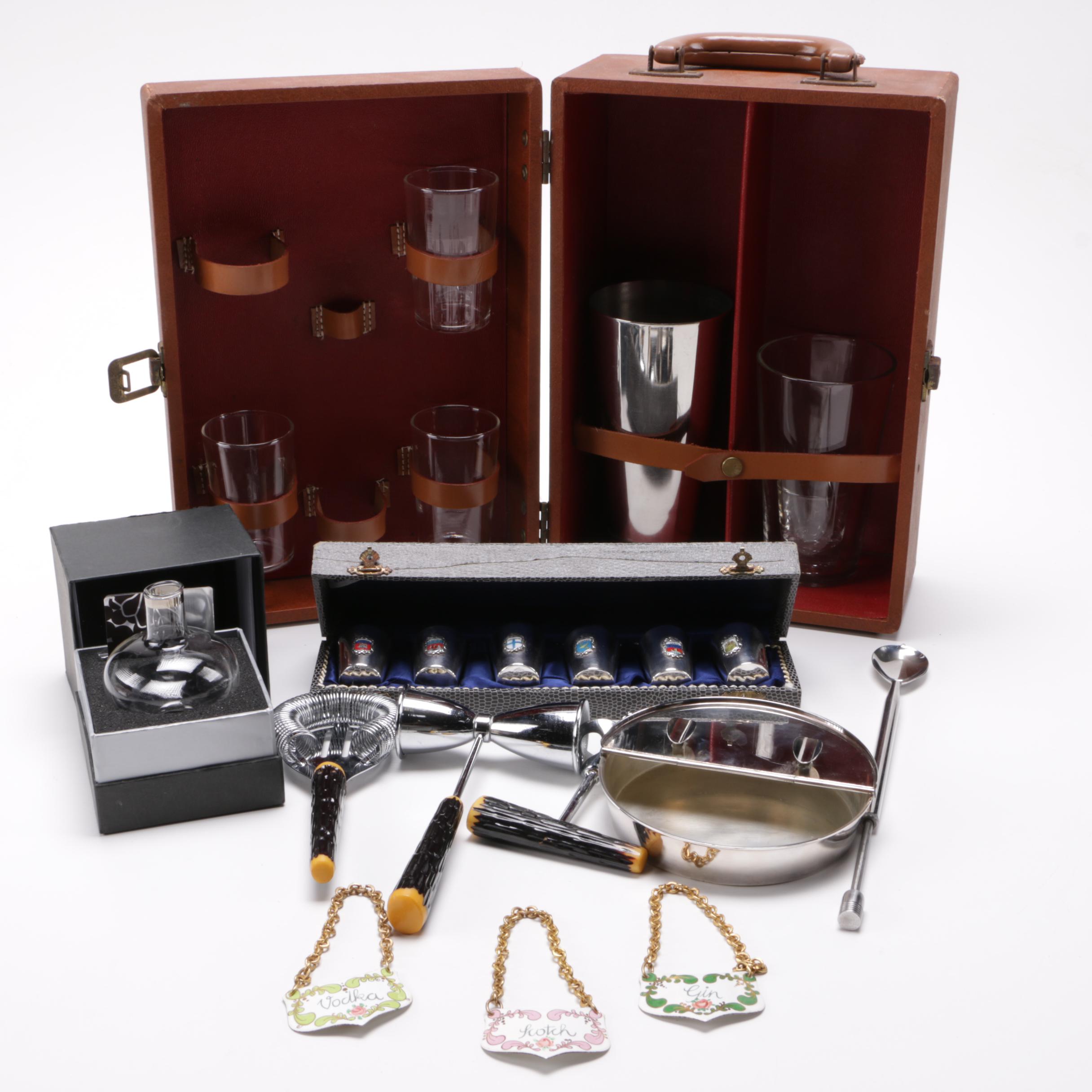 Barware Including Traveling Bar in Case