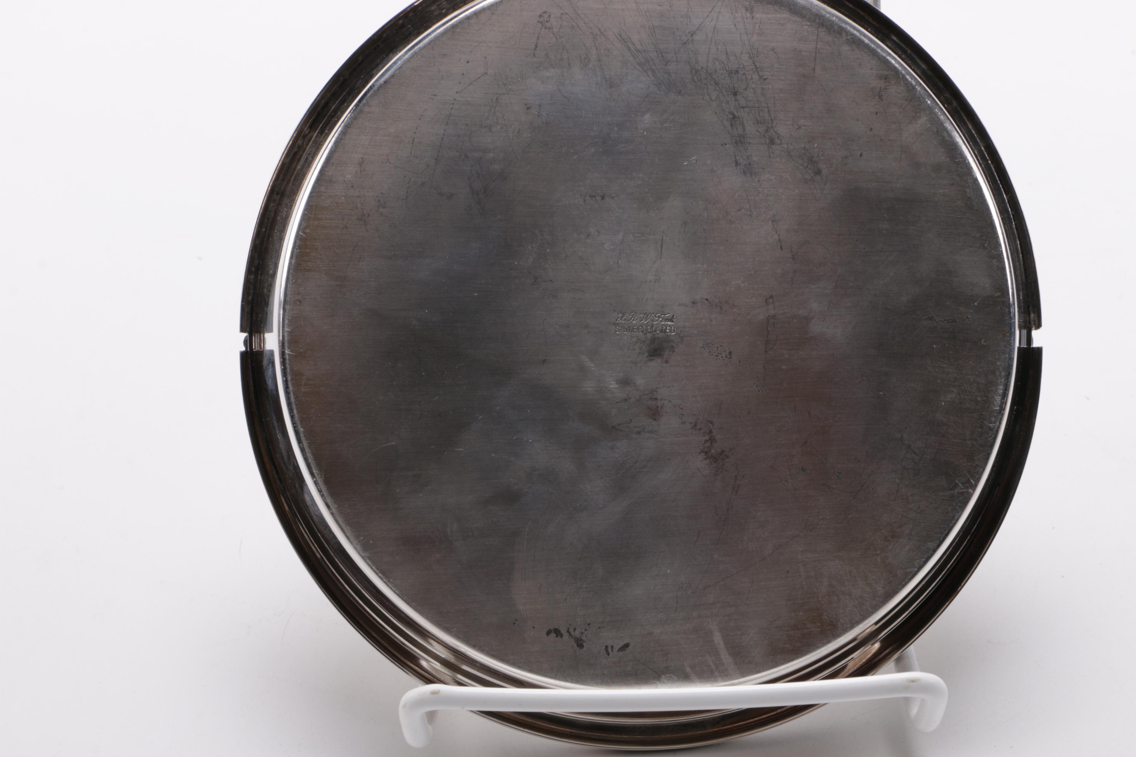 Barware Including Traveling Bar in Case