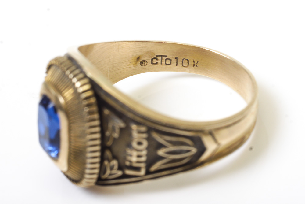 Three 10K Gold Class Rings