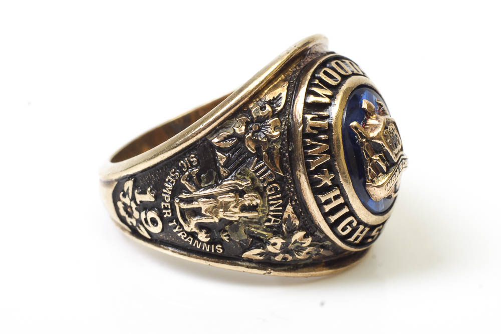 Three 10K Gold Class Rings