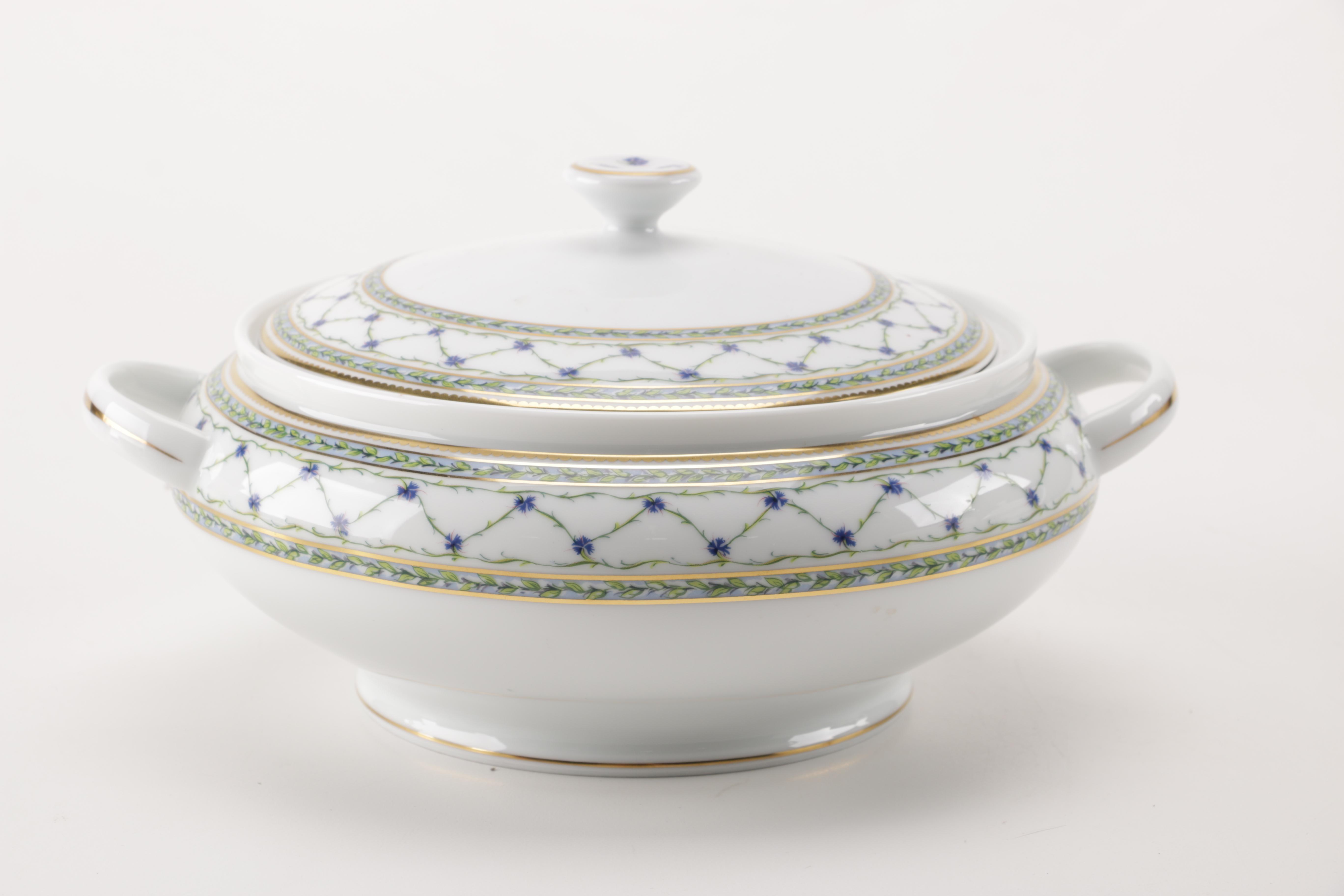 Raynaud Limoges "L'Allee du Roy" China Set