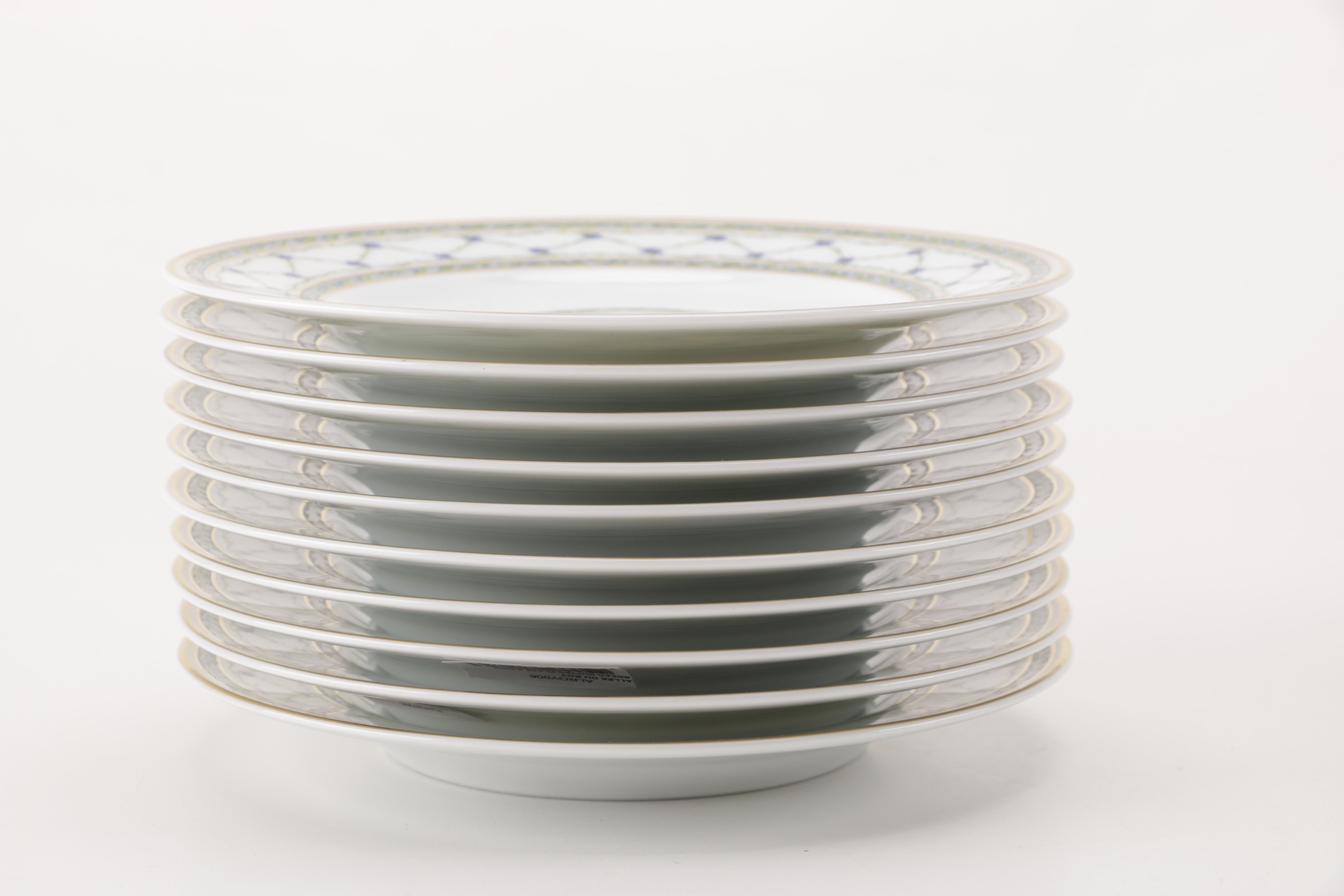 Raynaud Limoges "L'Allee du Roy" China Set