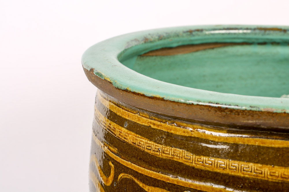 Large Chinese Ceramic Pidan Egg Pot