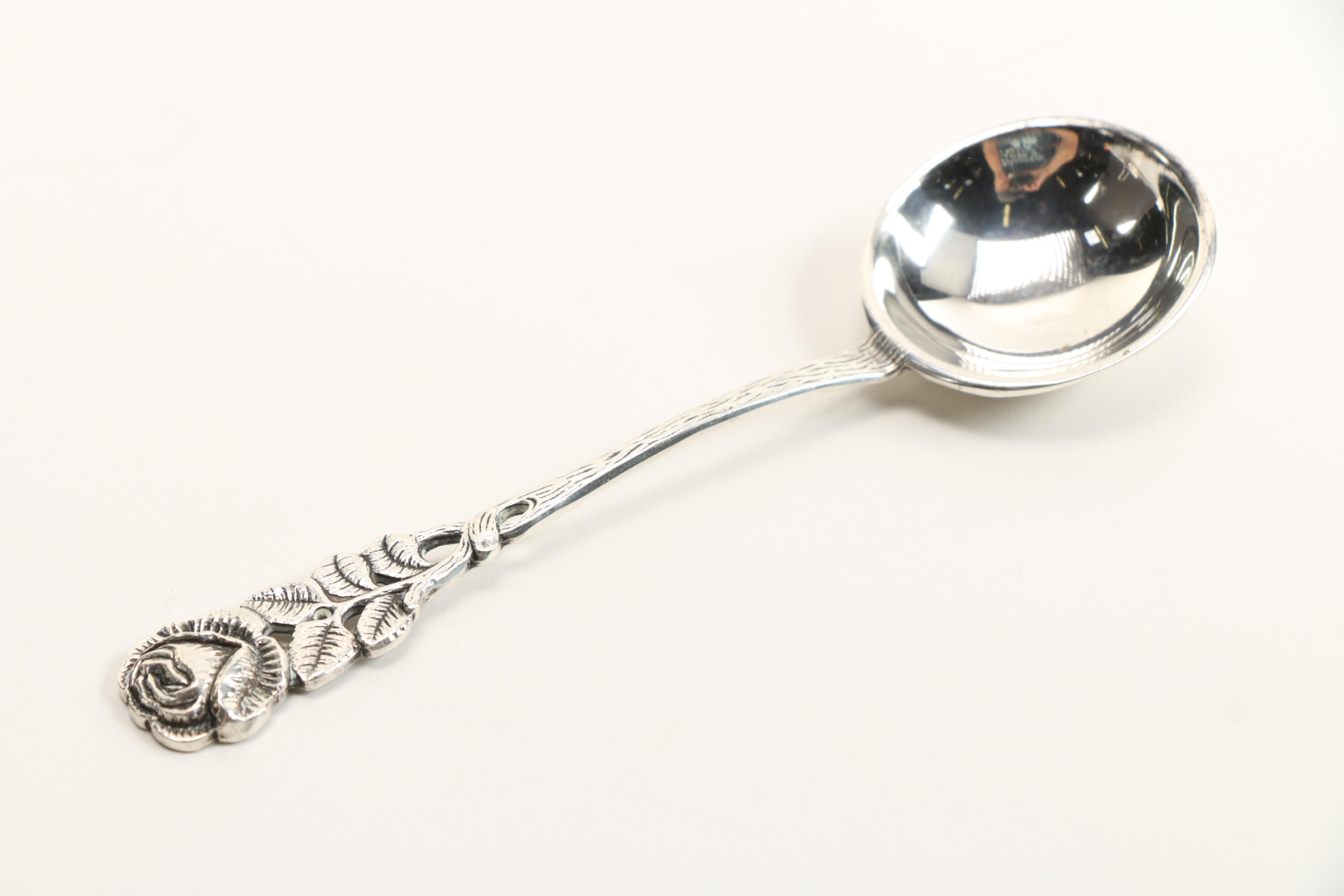 800 Silver Flatware Featuring Antiko