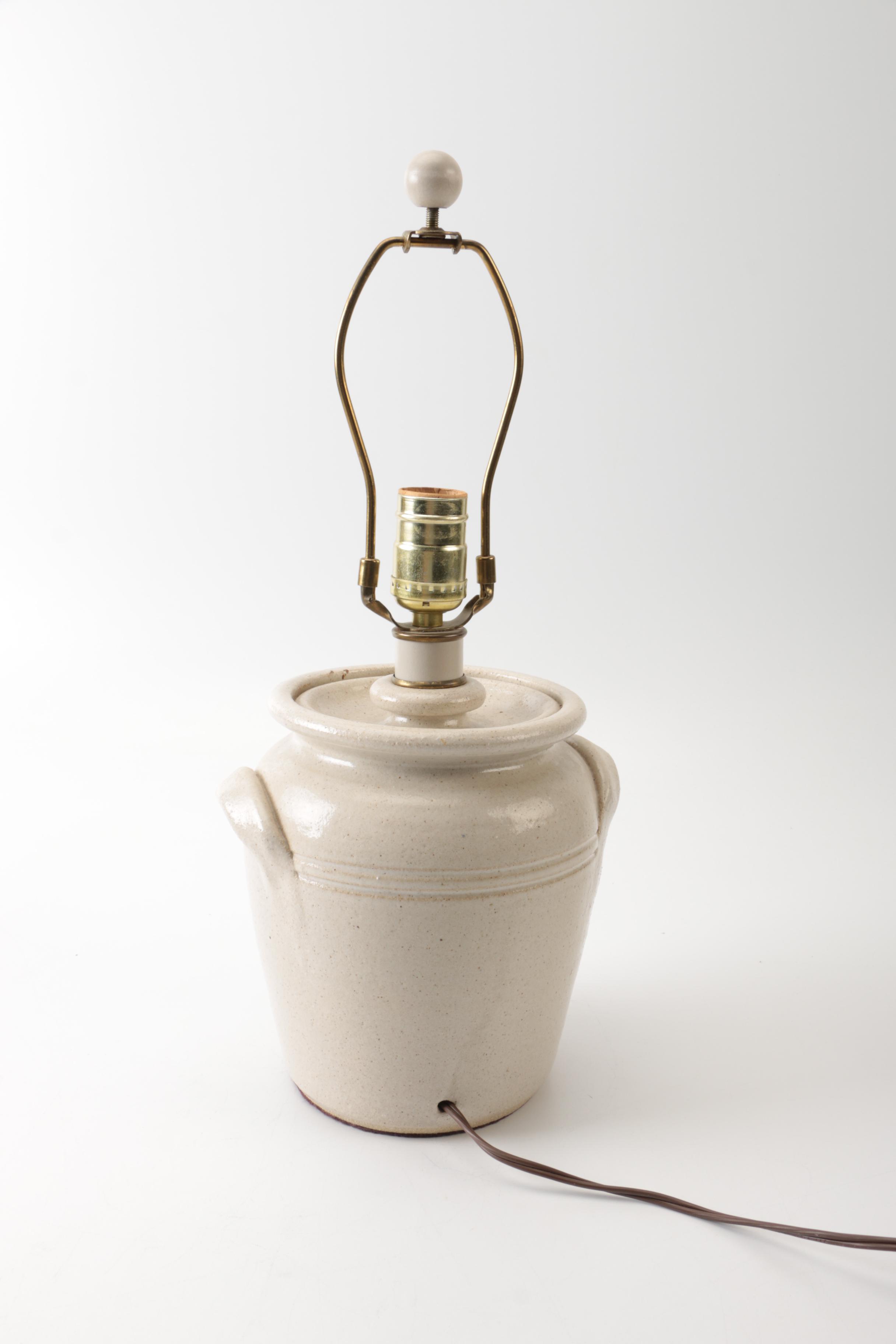 Pinewood Valley Crock Table Lamp