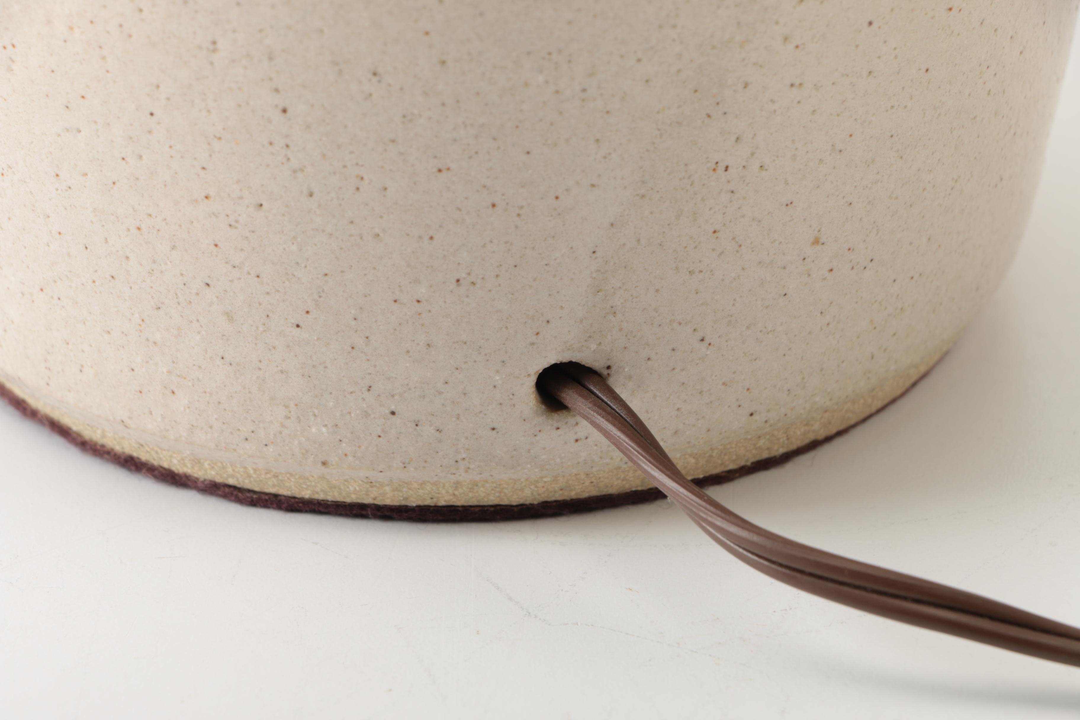 Pinewood Valley Crock Table Lamp