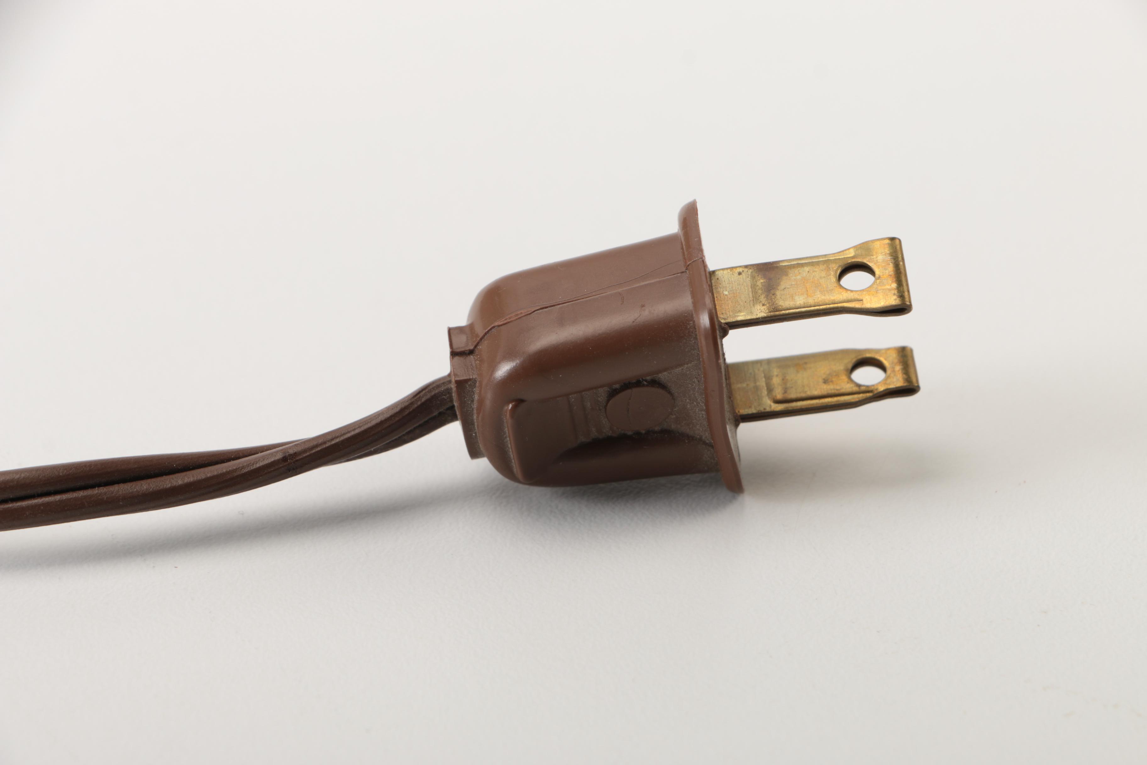 Pinewood Valley Crock Table Lamp