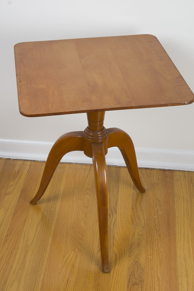 Mid-Century Spider Leg Pedestal Side Table