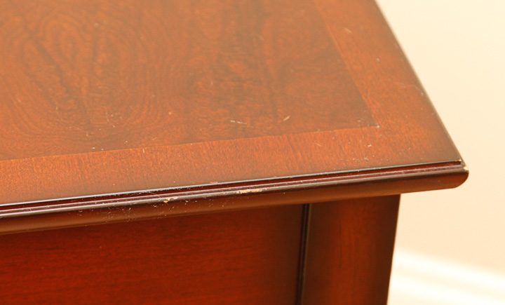 Federal Style Mahogany End Table