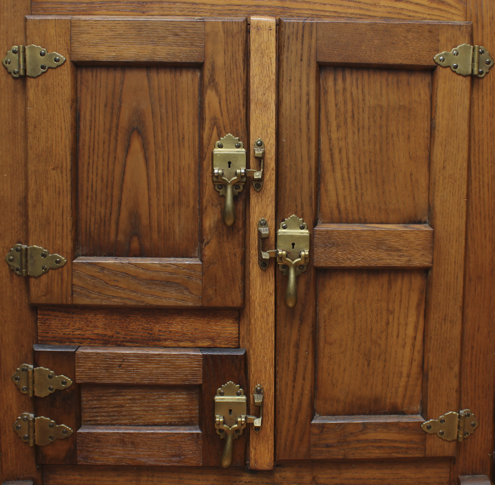 Vintage Oak Refrigerator/ Ice Chest