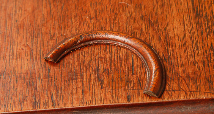 Victorian Style Vanity Dresser With Mirror