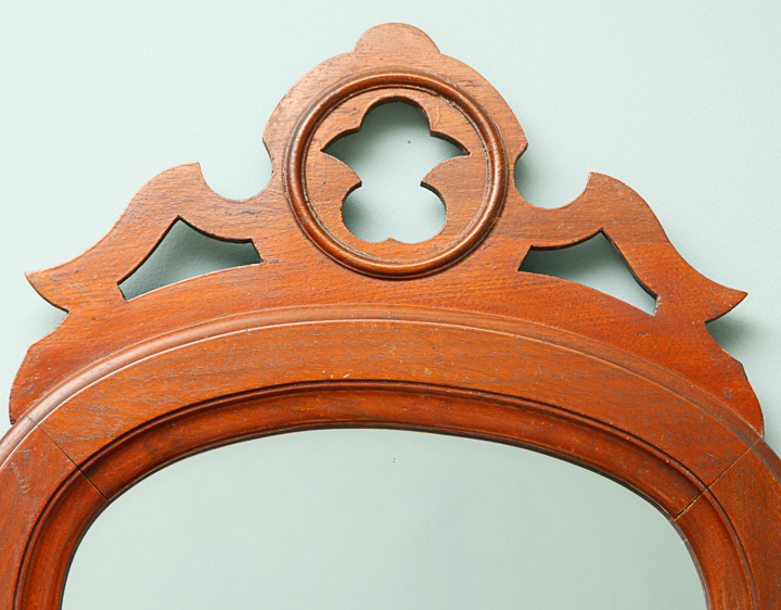 Victorian Style Vanity Dresser With Mirror