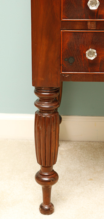 Flame Mahogany Veneer Accent Table