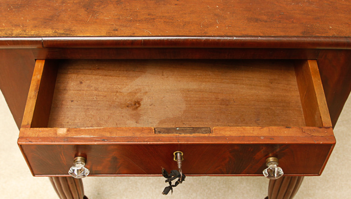 Flame Mahogany Veneer Accent Table