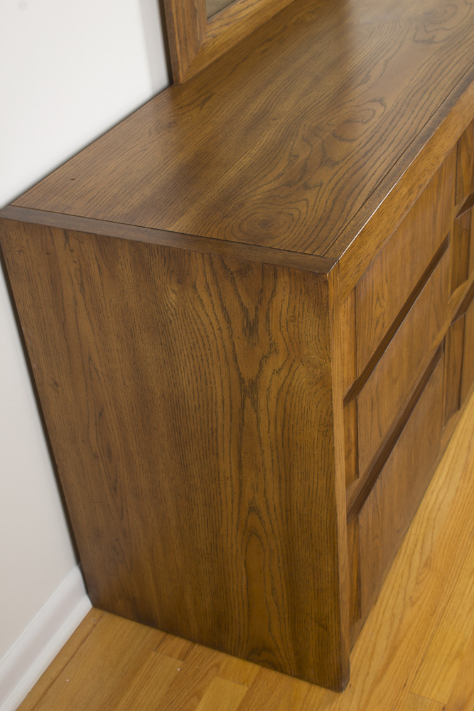 Huntley by Thomasville Oak Dresser and Mirror