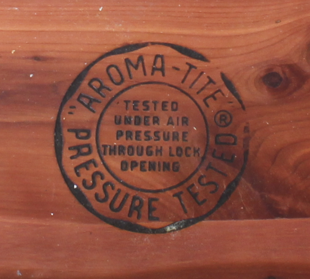 Vintage Lane Cedar Chest