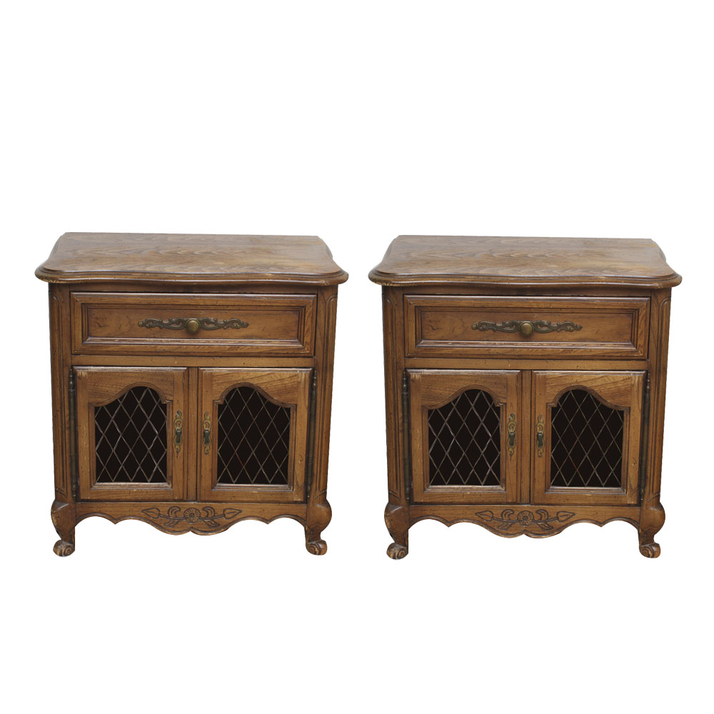 Pair of Vintage Night Stands By Hickory Manufacturing