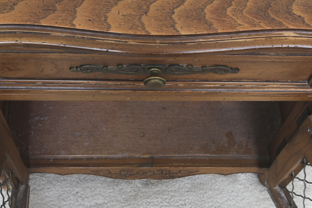 Pair of Vintage Night Stands By Hickory Manufacturing