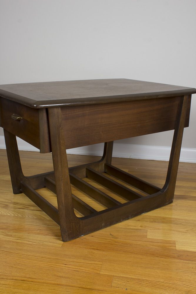 Pair of Mid Century Modern Side Tables