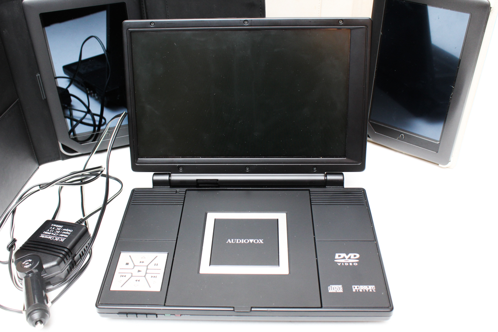 Nook Tablets and ipod Touch