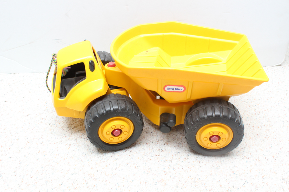 Tonka, Little Tikes and John Deer Toy Assortment