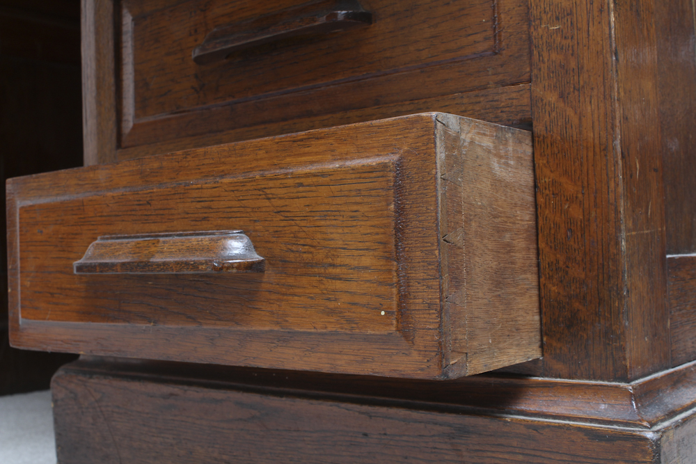 Early 20th Century Oak Leather Top Partners' Desk
