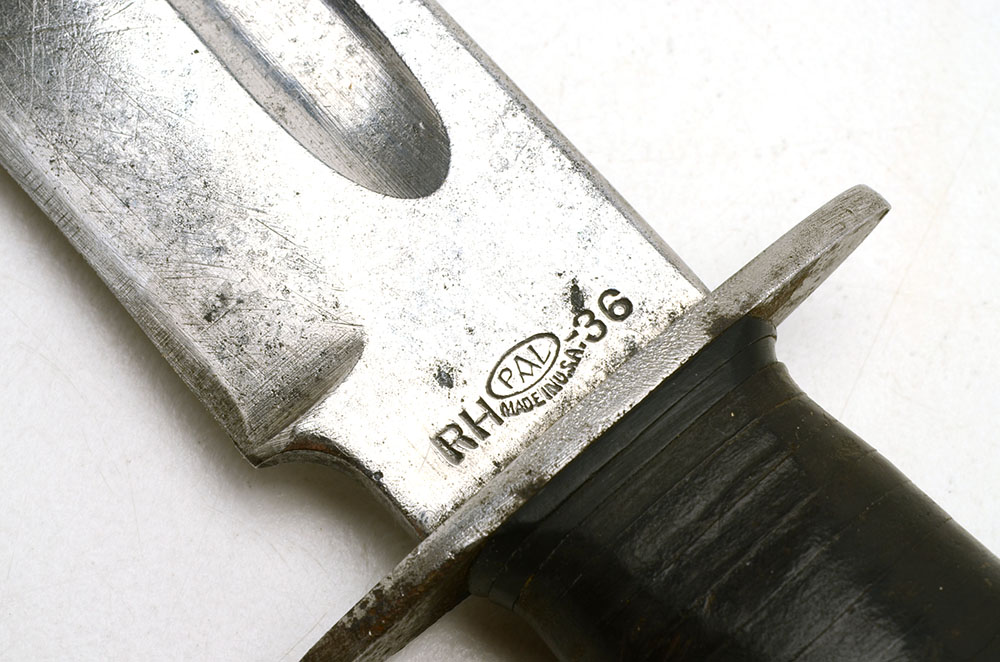 WWII Combat Fixed Blade RH-36 Pal Knife