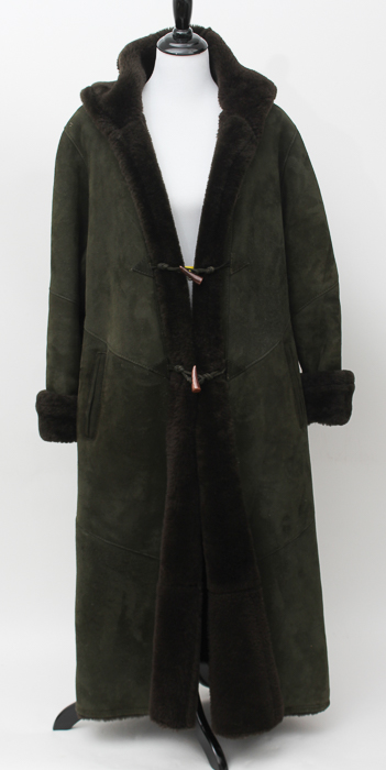 Deri Laray Lambskin Coat with Shearling Lining and Trim
