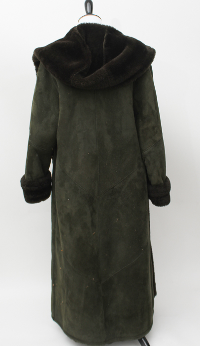 Deri Laray Lambskin Coat with Shearling Lining and Trim