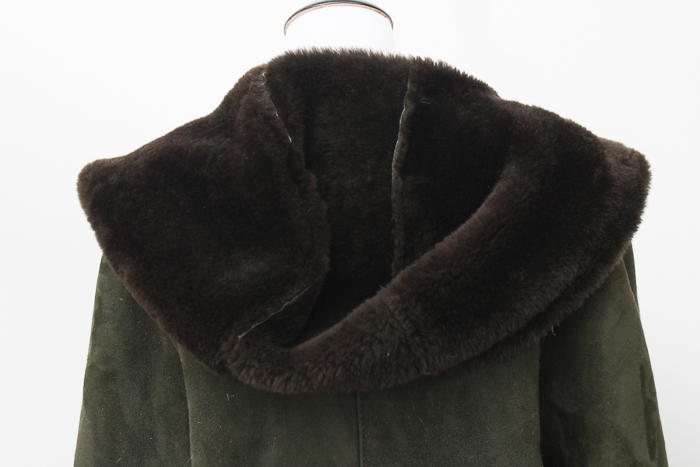 Deri Laray Lambskin Coat with Shearling Lining and Trim