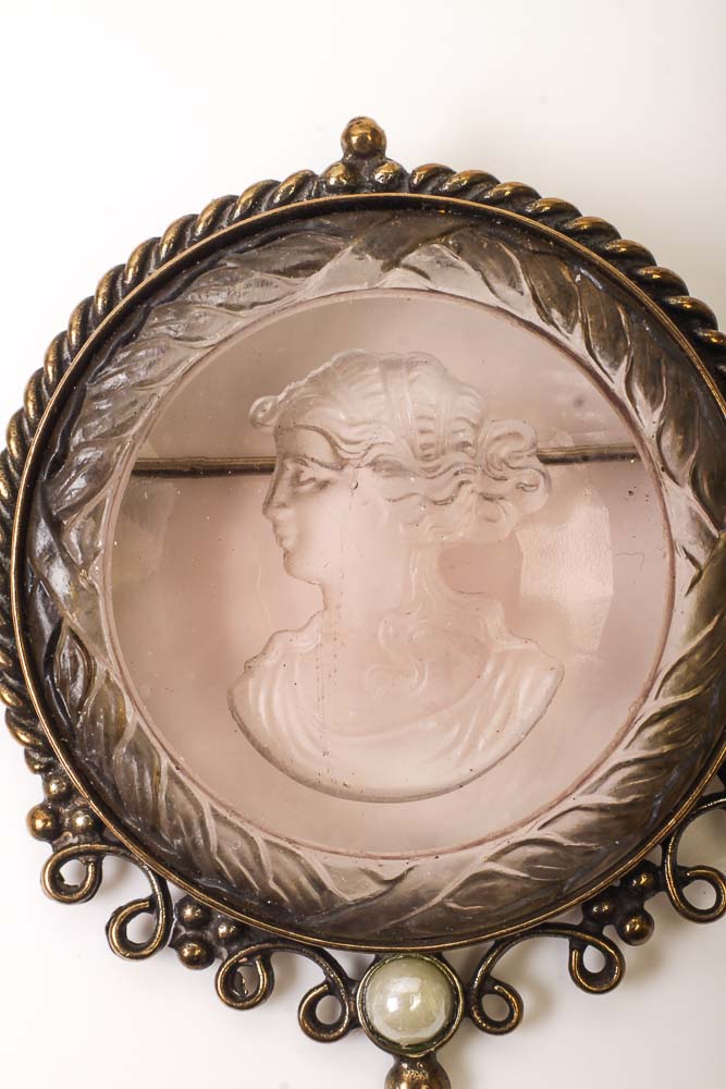 Costume Cameo Jewelry