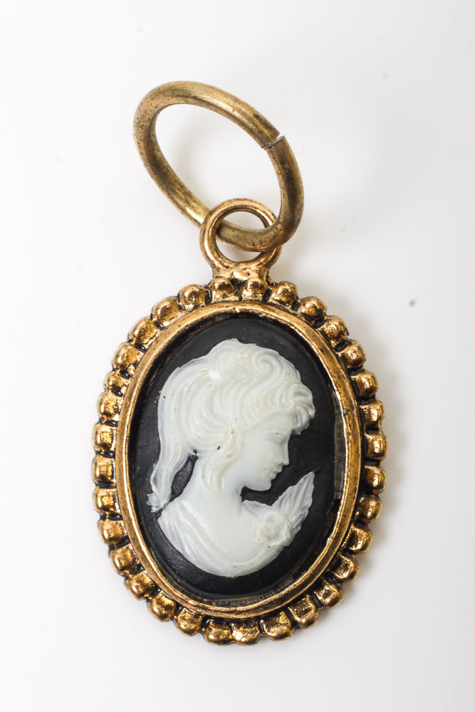 Costume Cameo Jewelry