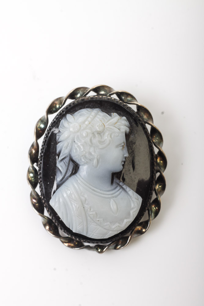 Costume Cameo Jewelry