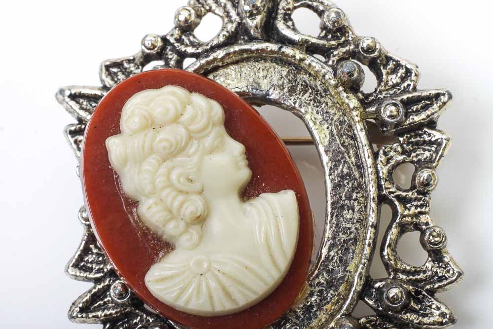 Costume Cameo Jewelry