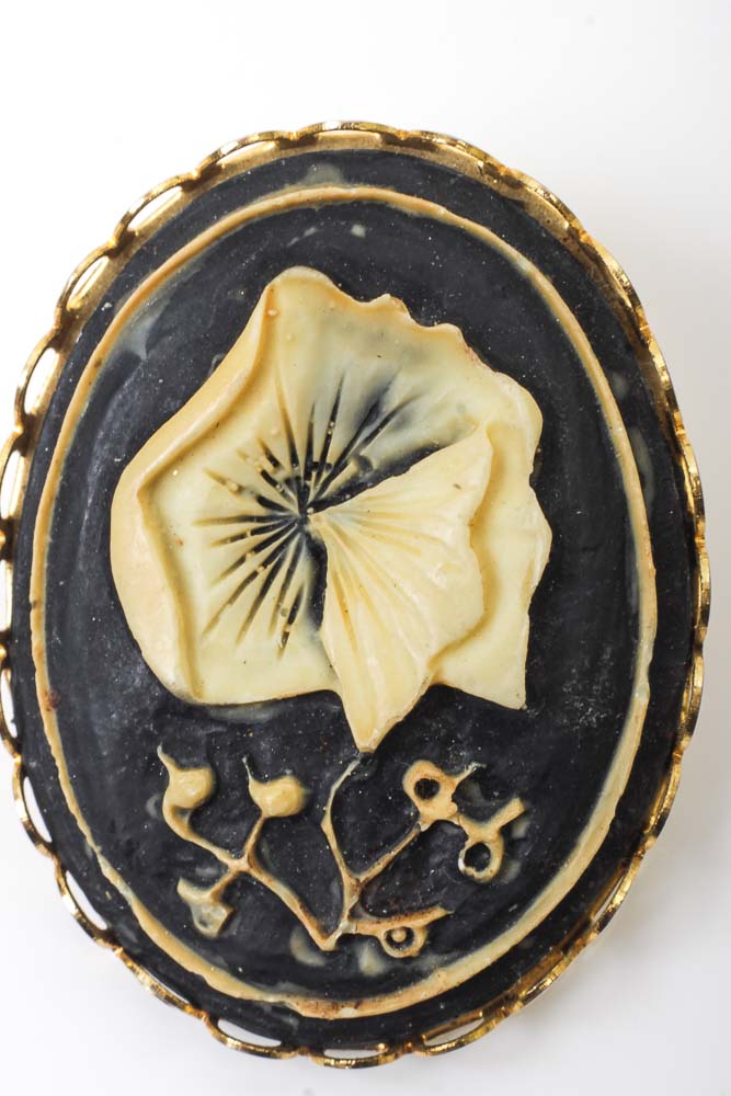 Costume Cameo Jewelry