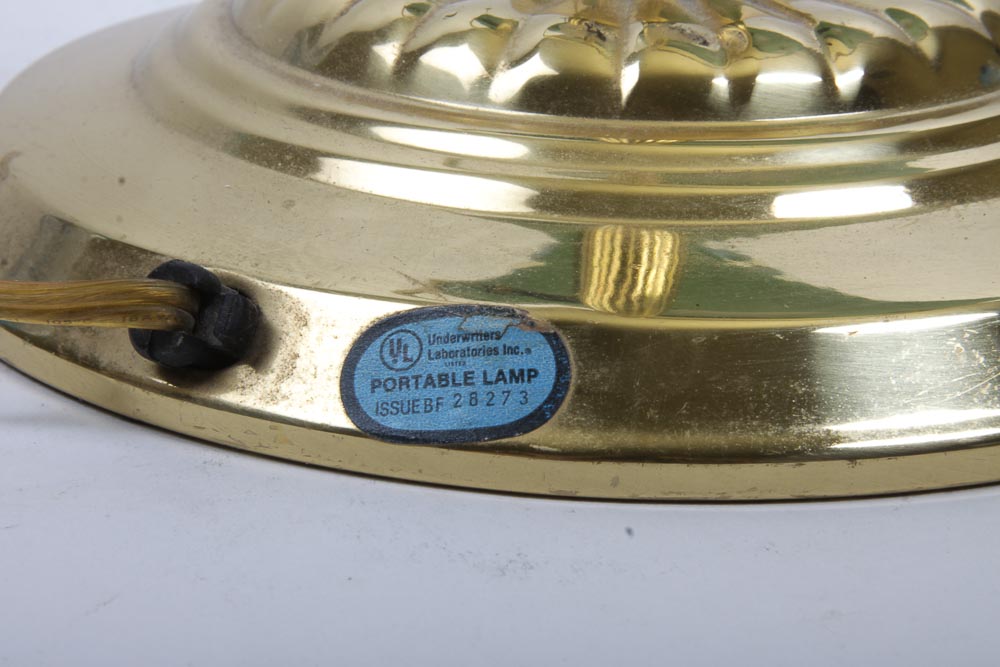 Vintage Underwriter Laboratories Library Lamp