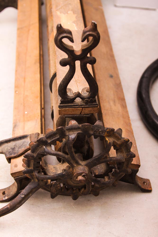 Antique Waukegan Wallpaper Trimmer