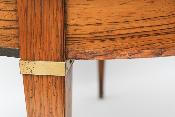 Vintage Hepplewhite Style Accent Table