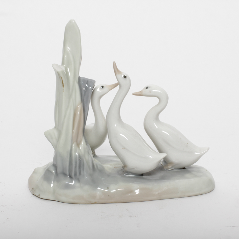Vintage Nao by Lladro Figurines