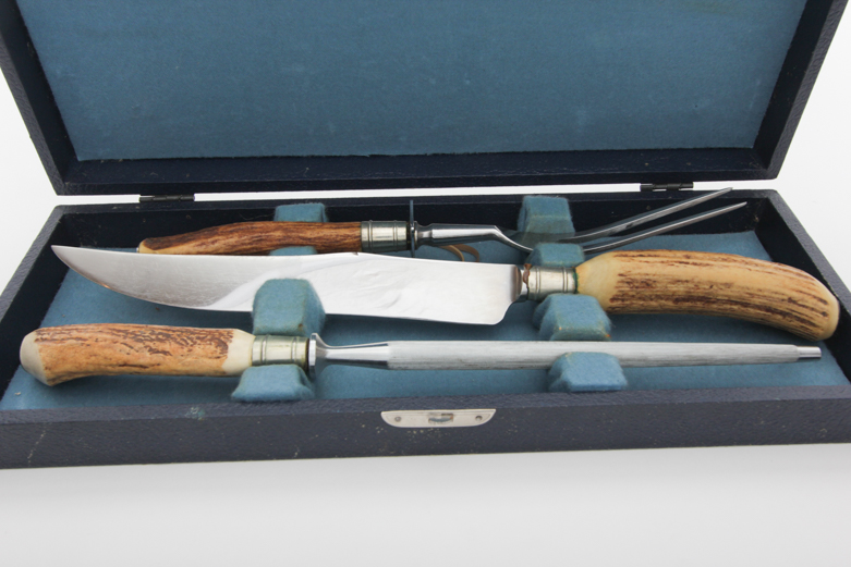 Vintage Englishtown Stainless Steel and Horn Handled Carving Set