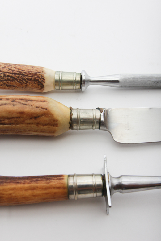 Vintage Englishtown Stainless Steel and Horn Handled Carving Set