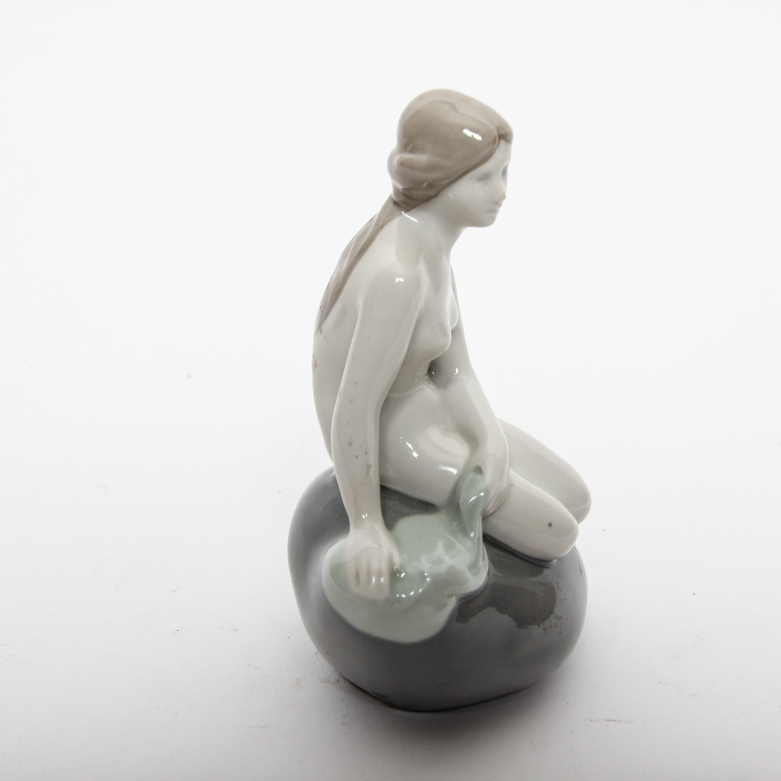 Edvard Erikesen Royal Copenhangen "The Little Mermaid" Figurine
